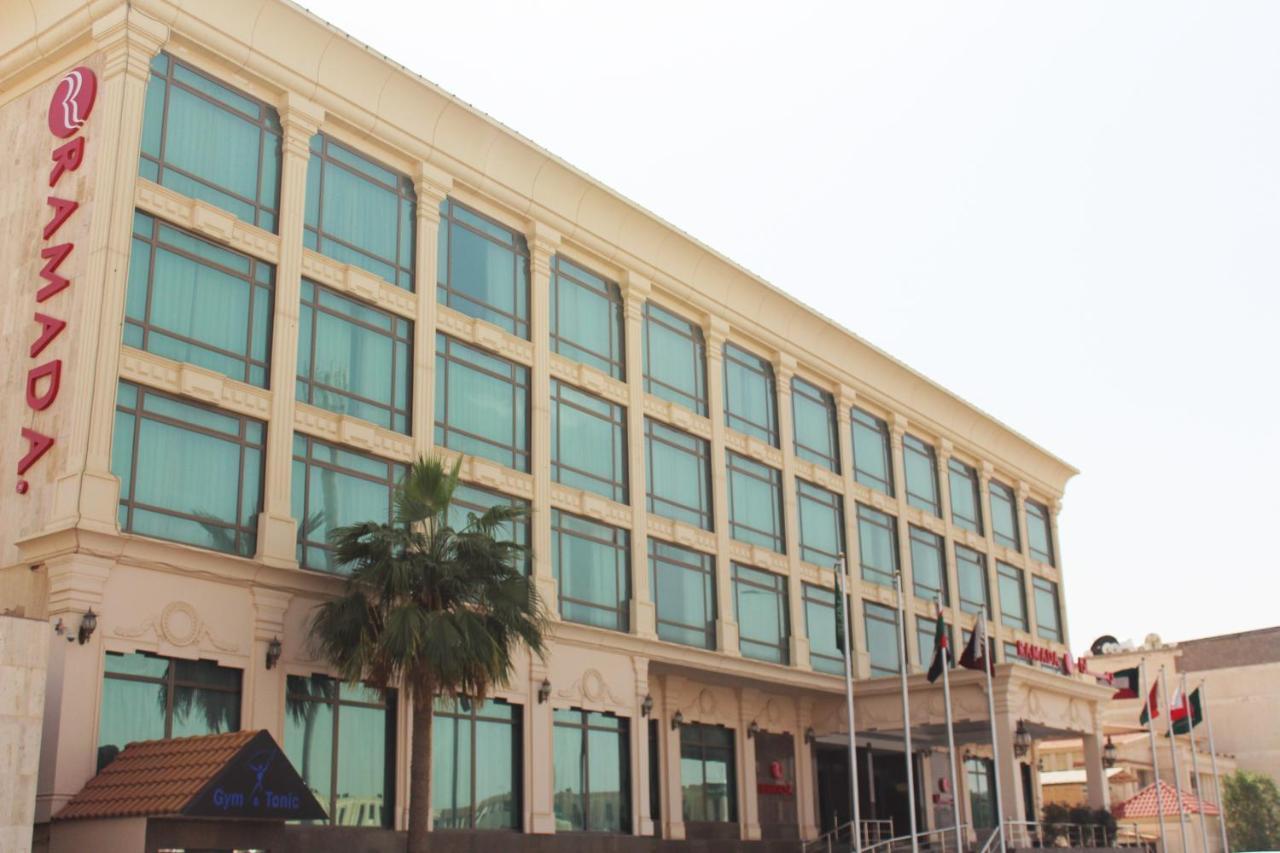 Ramada Riyadh Hotel Luaran gambar