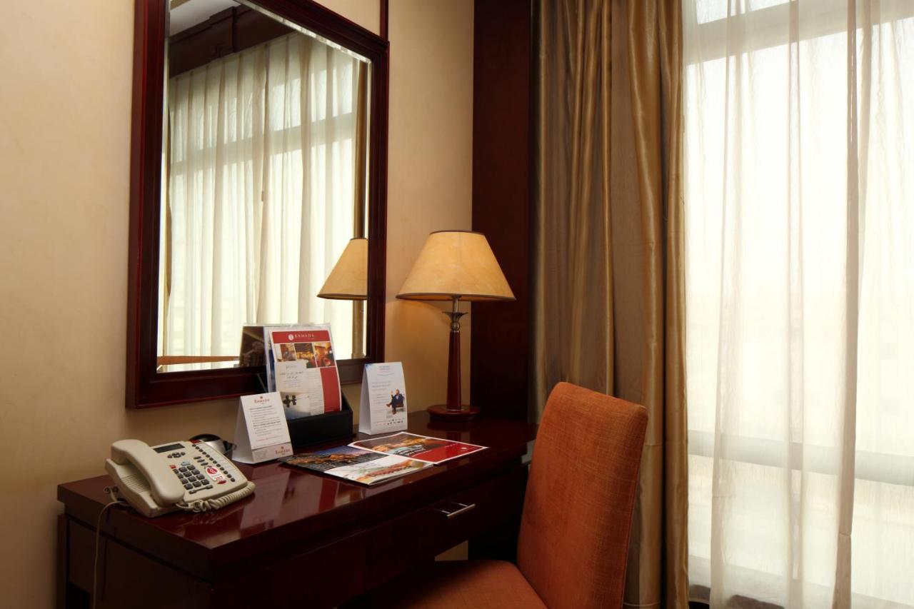Ramada Riyadh Hotel Luaran gambar