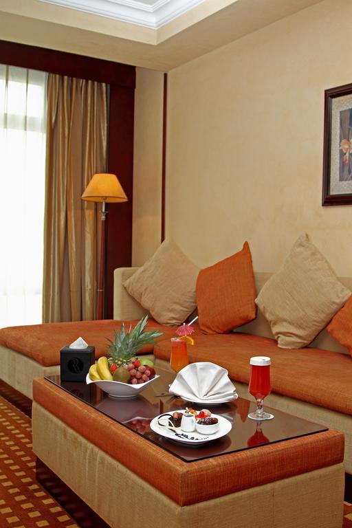 Ramada Riyadh Hotel Luaran gambar