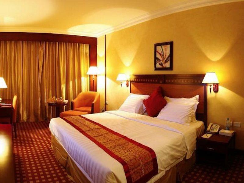 Ramada Riyadh Hotel Luaran gambar