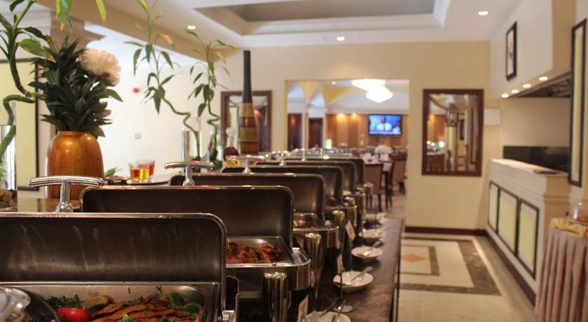 Ramada Riyadh Hotel Luaran gambar