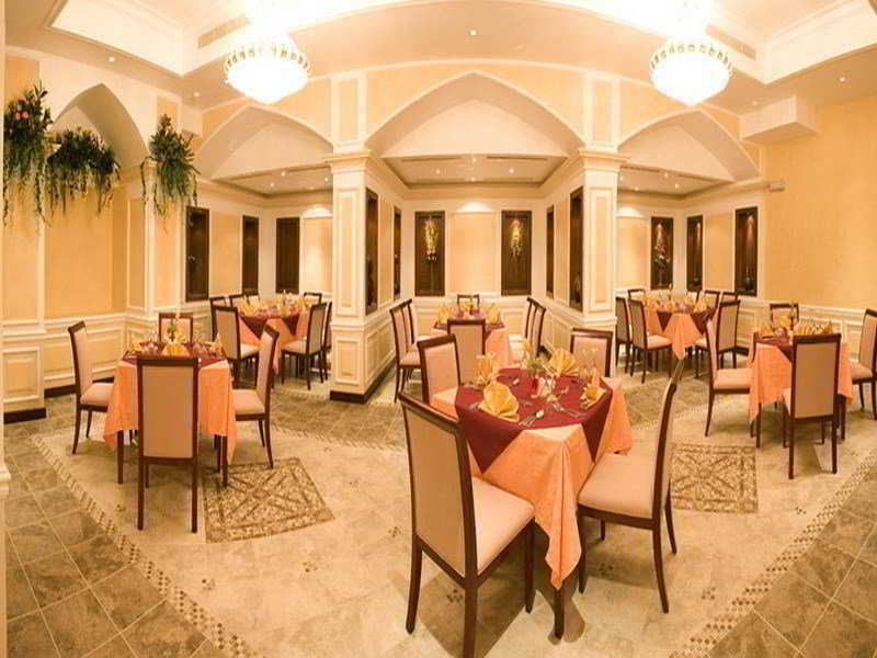 Ramada Riyadh Hotel Restoran gambar